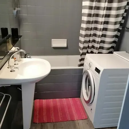 Bel 6 Personnes Centre Ville Dans Bellle בית נופש *